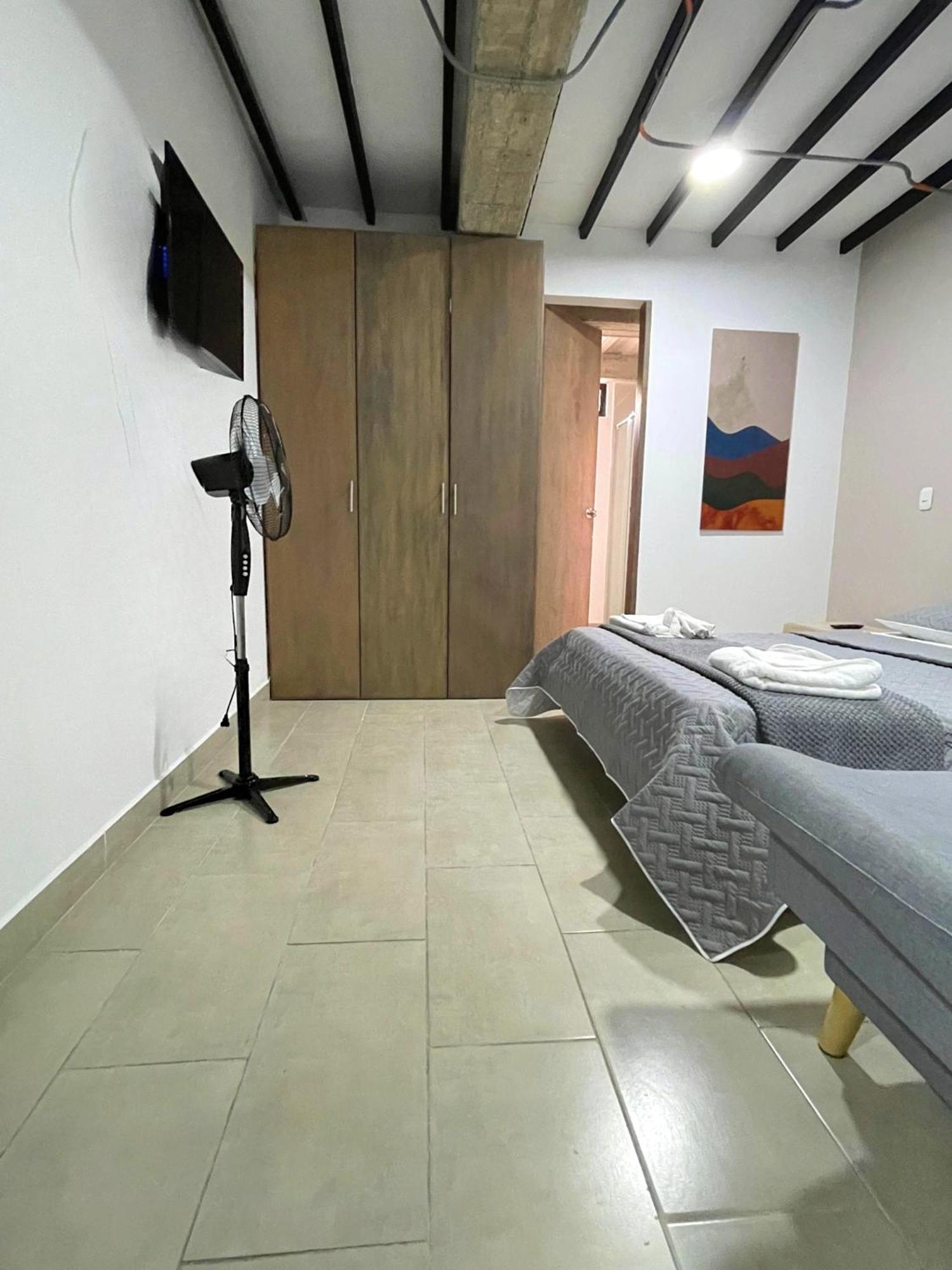 M1145 Aparta Loft Pereira Buitenkant foto